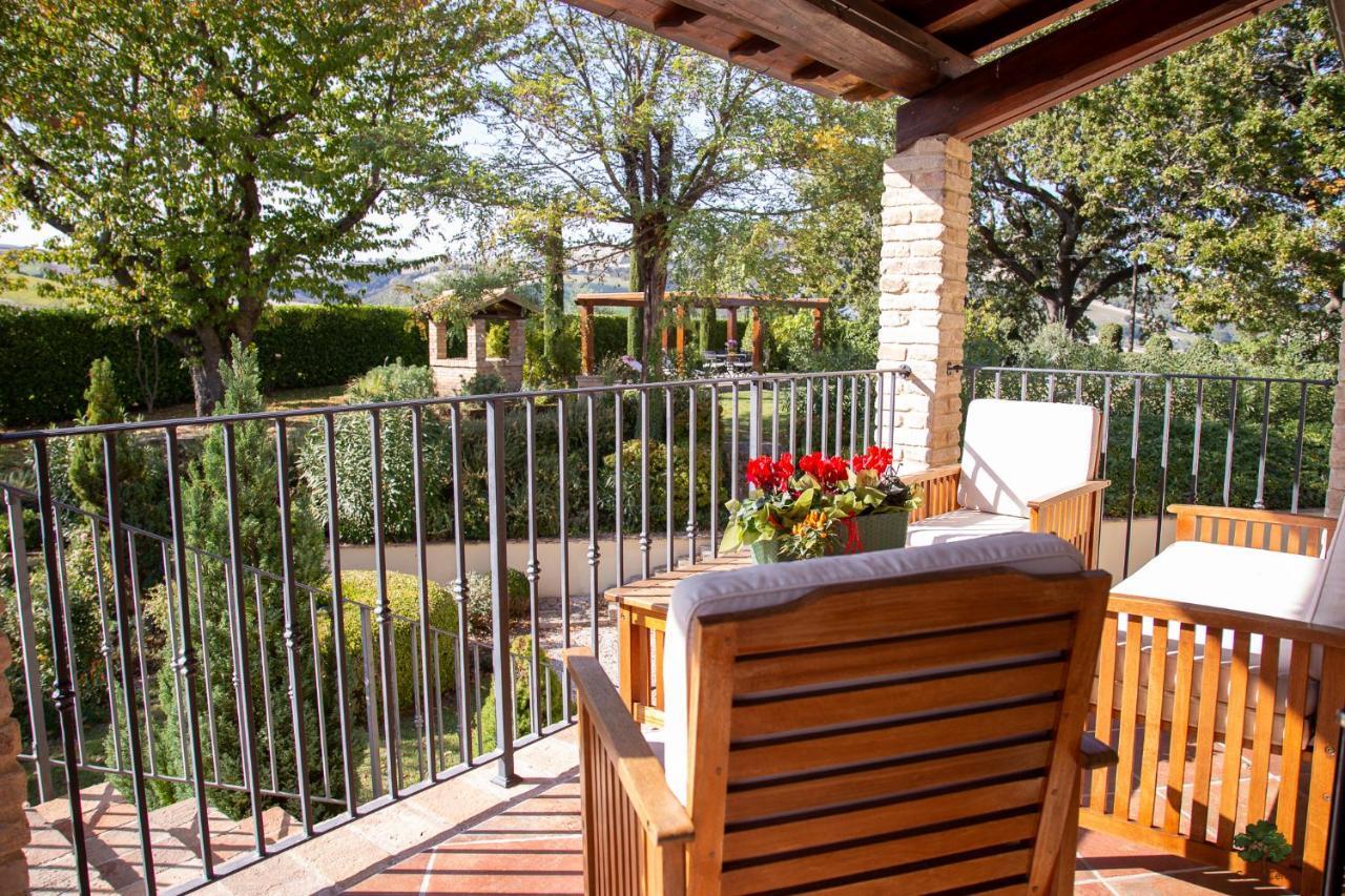 Ca' Le Cerque, Villa Surrounded By The Marche Nature Fossombrone Exterior foto